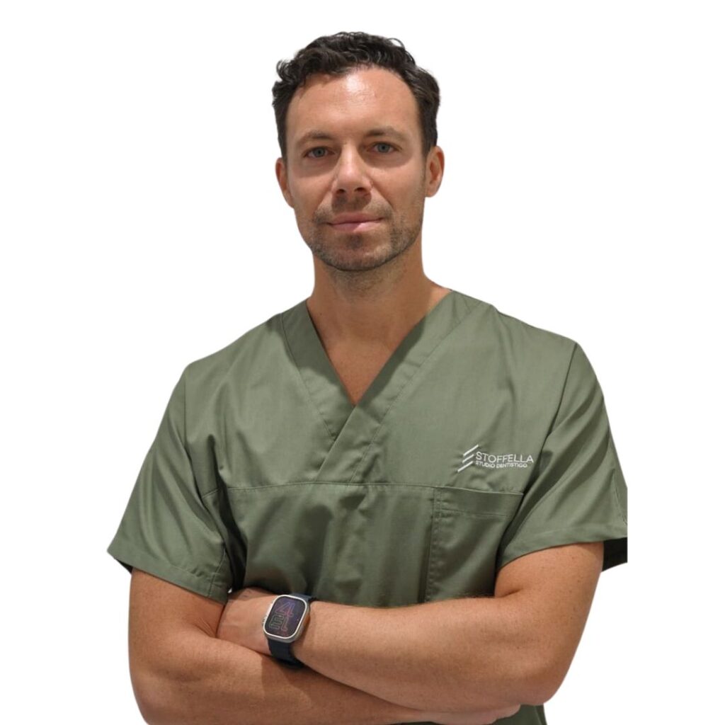 Implantologia - Studio dentistico Stoffella - dentista Rovereto Dr. Riccardo Midolo - Medicina Estetica